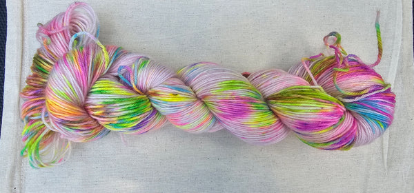 "Easter Egg rose" Simply Socks